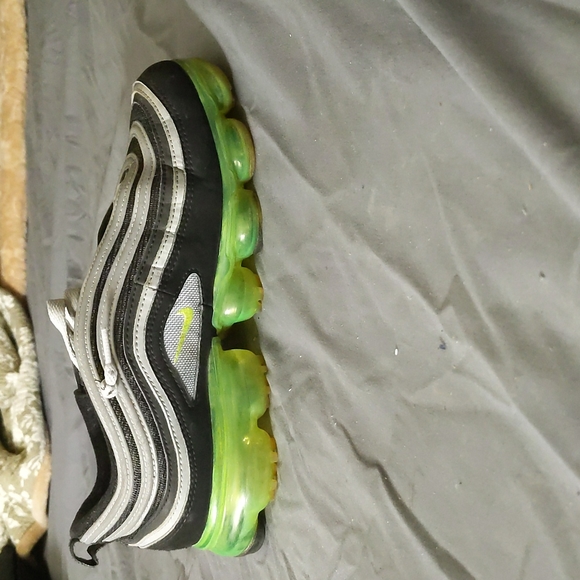 Vapormax Air Max 97 - Picture 2 of 5